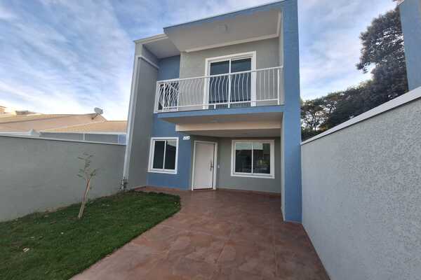 CASA - RUA FREIXO - FAZENDA RIO GRANDE
