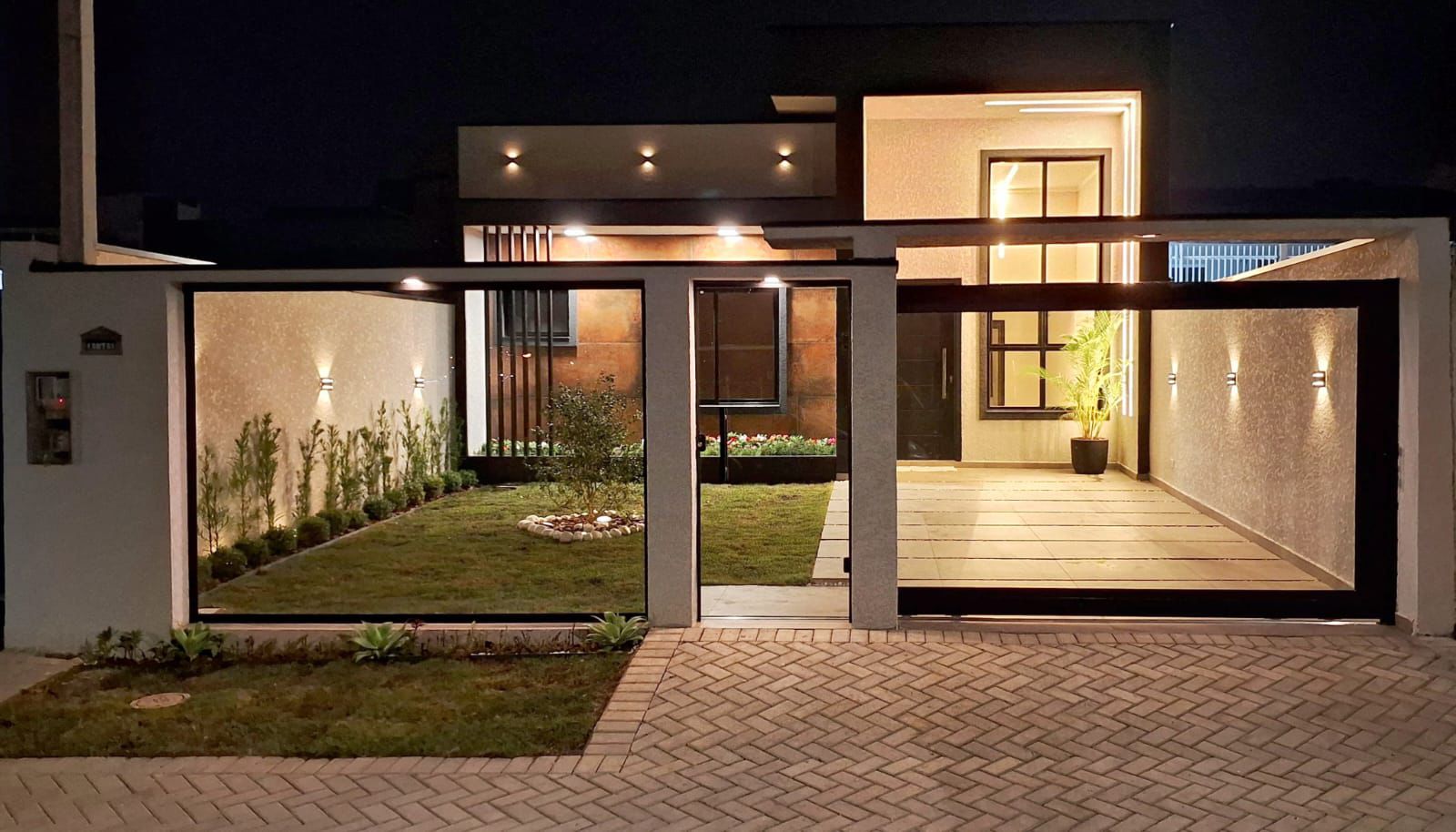 CASA - AVENIDA PAINEIRAS - EUCALIPTOS - ADEODATO - FAZENDA RIO GRANDE