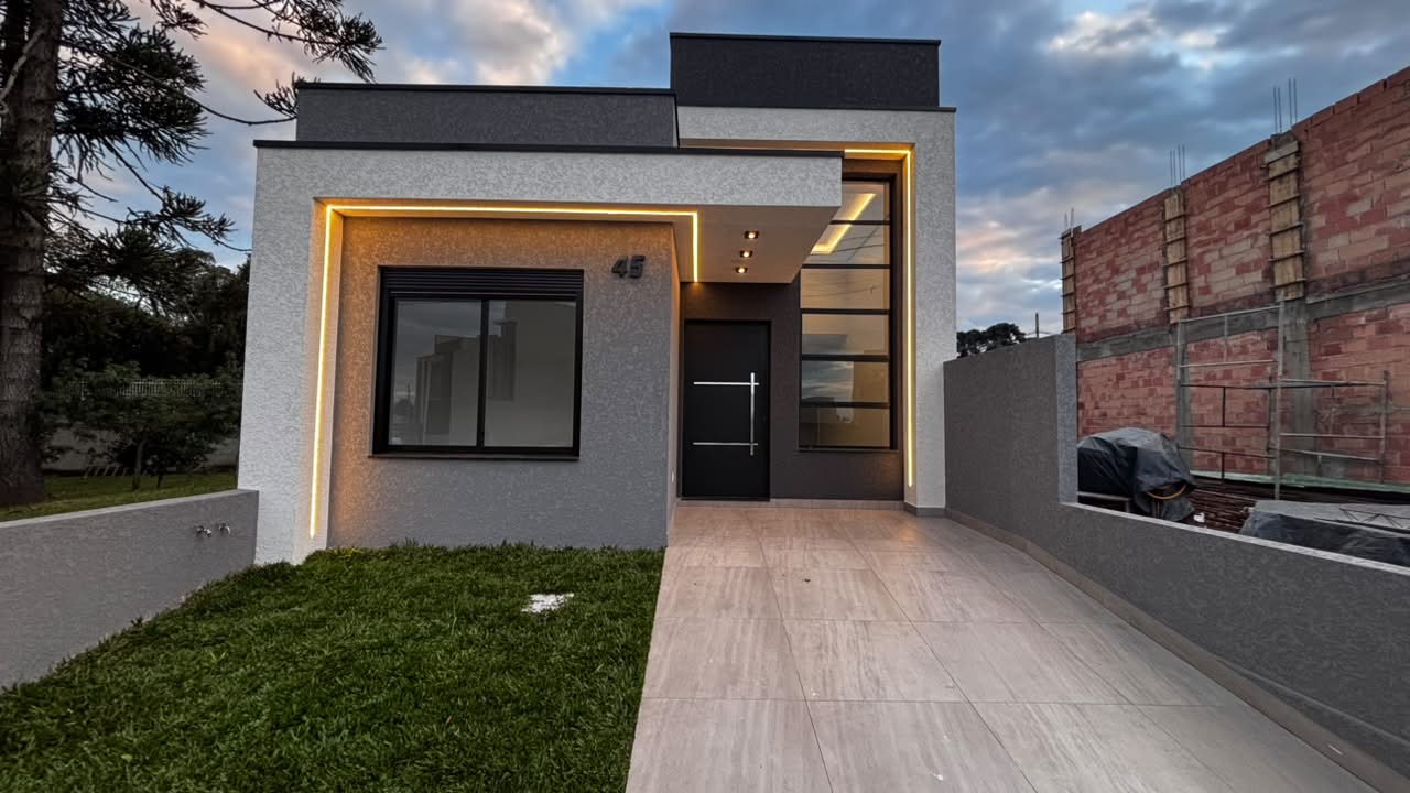 CASA - RUA PROFESSORA VALDOMIRA ZORTEA - UMBARA - CURITIBA